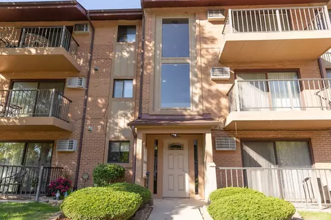10940 Worth Ave #11, Worth, IL 60482