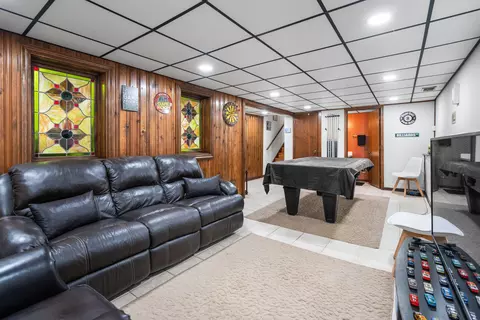 Entry Way - 3479 Ronald Rd, Crete, IL 60417 photo 2 of 3
