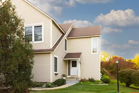 936 Chase Ct, Gurnee, IL 60031