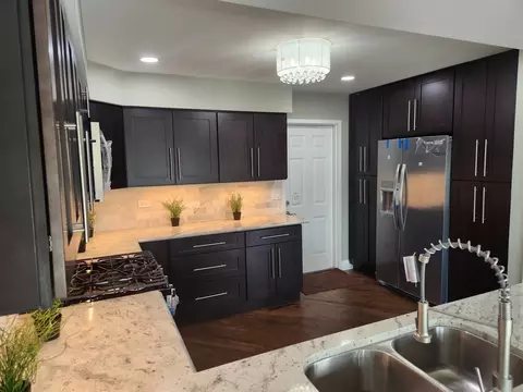 1835 Golf View Dr, Bartlett, IL 60103 photo 13