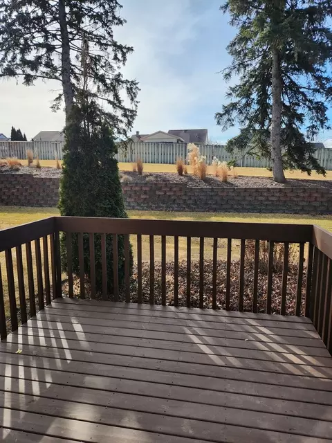 1835 Golf View Dr, Bartlett, IL 60103 photo 9