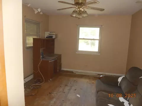 Living - Undisclosed, Brookfield, IL 60513 photo 2 of 2