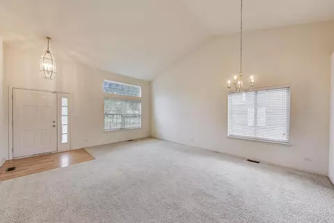 Living - 2922 Discovery Dr, Plainfield, IL 60586 photo 4 of 7