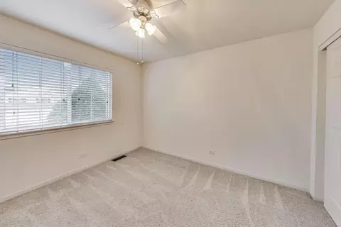 Bedroom - 2922 Discovery Dr, Plainfield, IL 60586 photo 4 of 5