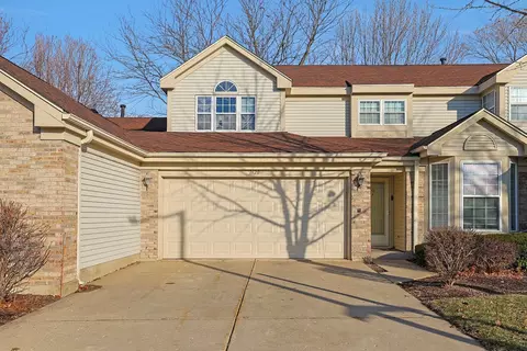 1620 Lexington Dr, Montgomery, IL 60538