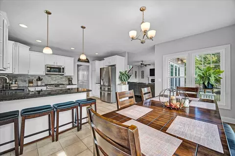 Dining - 1001 Mugho Ct, Normal, IL 61761 photo 1 of 4