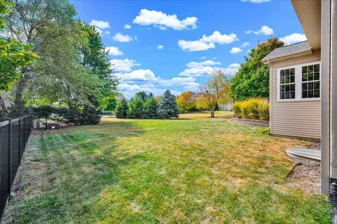 Exterior - 1001 Mugho Ct, Normal, IL 61761 photo 5 of 6