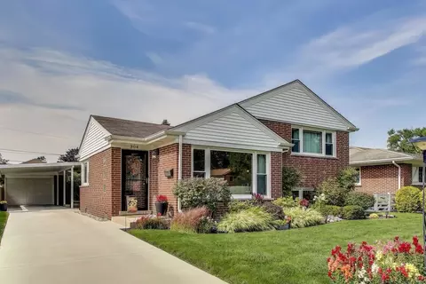 304 Amherst Ave, Des Plaines, IL 60016