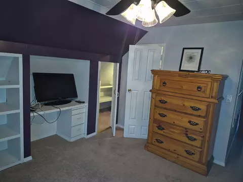Bedroom - 863 W Williams St, Kankakee, IL 60901 photo 3 of 3
