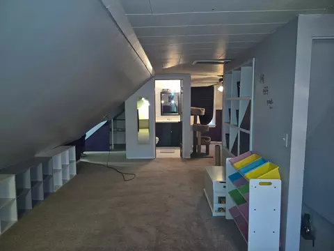 Entry Way - 863 W Williams St, Kankakee, IL 60901 photo 1 of 2