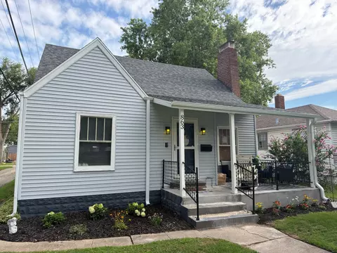 Exterior - 863 W Williams St, Kankakee, IL 60901 photo 2 of 2