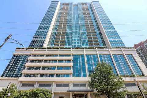1629 S Prairie Ave #2405, Chicago, IL 60616