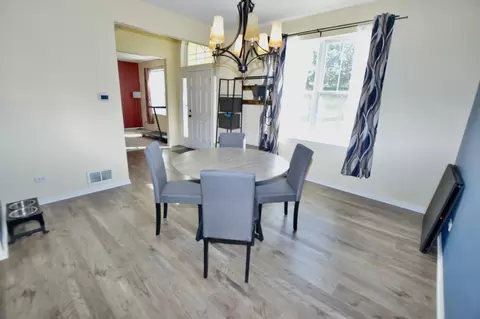 Dining - 1703 Cashel Ln, Mchenry, IL 60050 photo 1 of 2