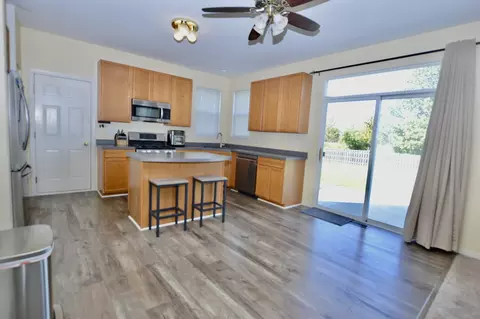 Kitchen - 1703 Cashel Ln, Mchenry, IL 60050 photo 1 of 3