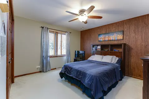 Bedroom - n675 Herrick Drive, Wheaton, IL 60187 photo 3 of 3