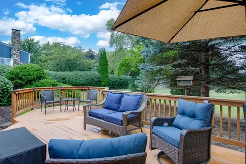 Exterior - n675 Herrick Drive, Wheaton, IL 60187 photo 4 of 4