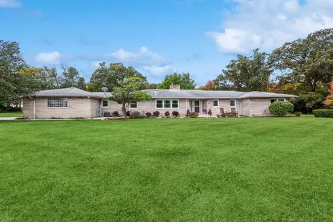 14530 Forest Ln, Lockport, IL 60441