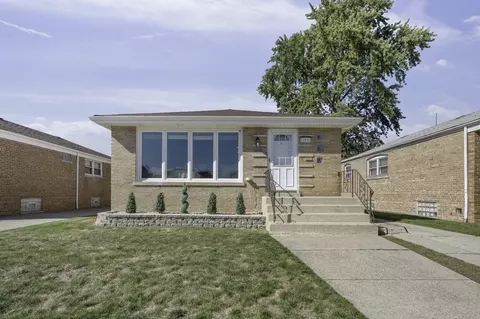 12832 S Manistee Ave, Chicago, IL 60633