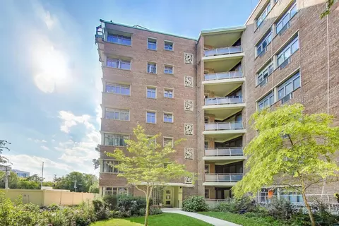 1862 Sherman Ave #1NE, Evanston, IL 60201