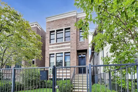 1302 N Bell Ave, Chicago, IL 60622
