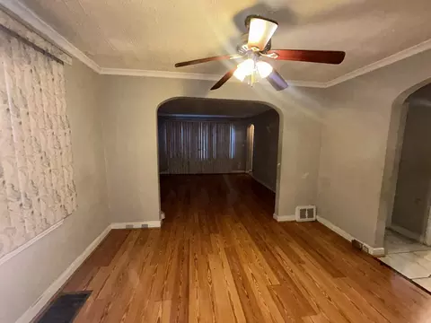 Living - Undisclosed, Chicago, IL 60619 photo 4 of 4