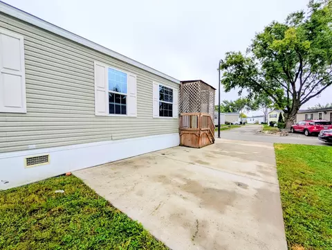 788 Maple Ln, Justice, IL 60458 photo 3