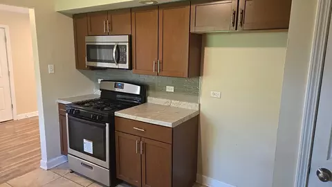 Kitchen - 15333 Cherry Ln, Markham, IL 60428 photo 1 of 1