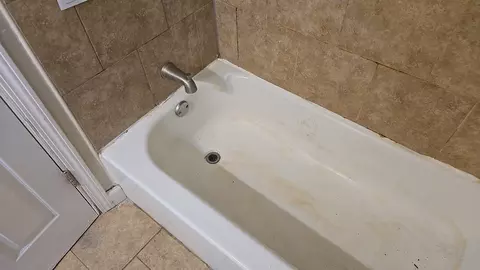 Bath - 15333 Cherry Ln, Markham, IL 60428 photo 2 of 2