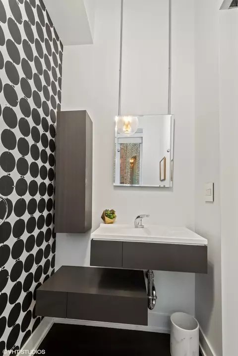 Bath - 42 E Schiller St, Chicago, IL 60610 photo 1 of 7