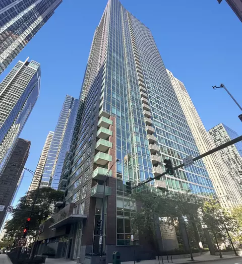 505 N Mcclurg Ct #1903, Chicago, IL 60611