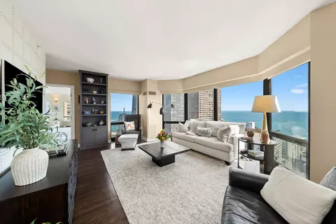 100 E Huron St #4503, Chicago, IL 60611 photo 19
