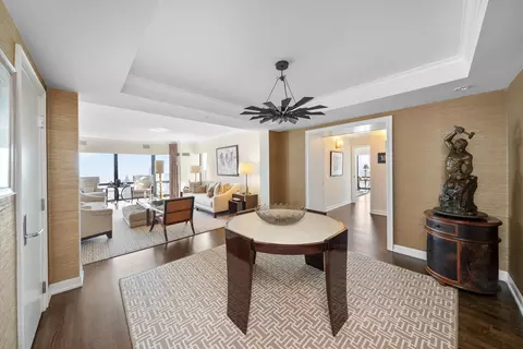100 E Huron St #4503, Chicago, IL 60611 photo 16