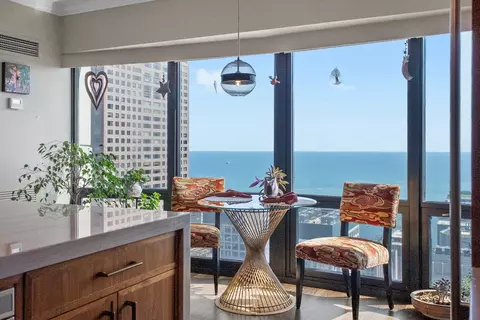 100 E Huron St #4503, Chicago, IL 60611 photo 7