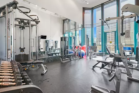 100 E Huron St #4503, Chicago, IL 60611 photo 43