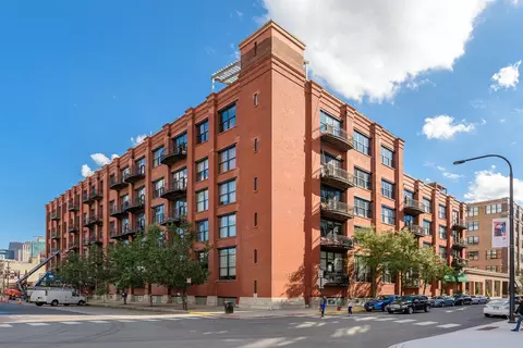 1000 W Washington Blvd #434-435, Chicago, IL 60607