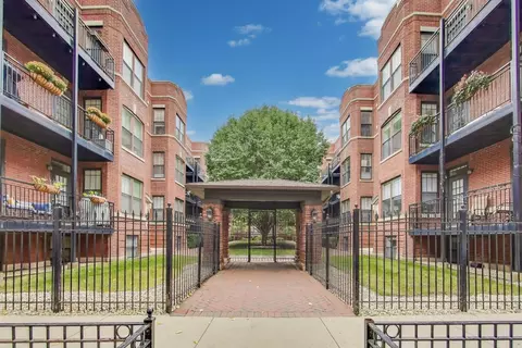 2711 N Mildred Ave #3A, Chicago, IL 60614