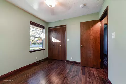 Bedroom - 800 Charles St, Morris, IL 60450 photo 1 of 4