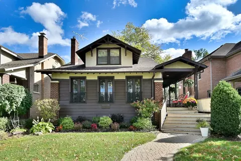 623 S Prospect Ave, Park Ridge, IL 60068