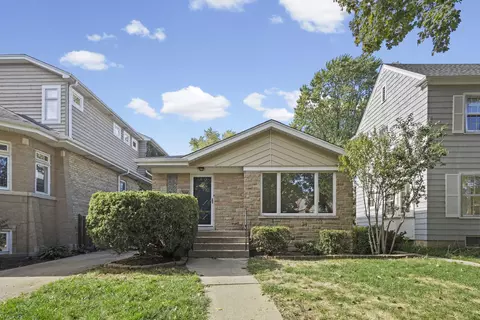 5830 N Kenton Ave, Chicago, IL 60646