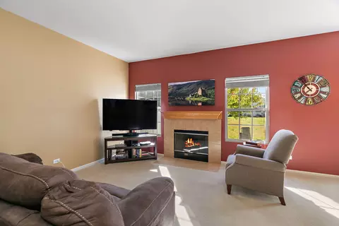 2706 Kendall Xing, Mchenry, IL 60051 photo 6