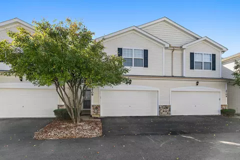2706 Kendall Xing, Mchenry, IL 60051