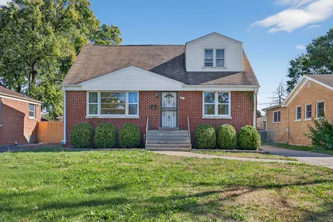 313 Iroquois Rd, Hillside, IL 60162