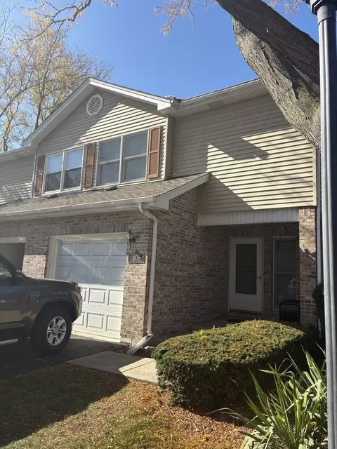 408 S Wenbriar Sq, Addison, IL 60101