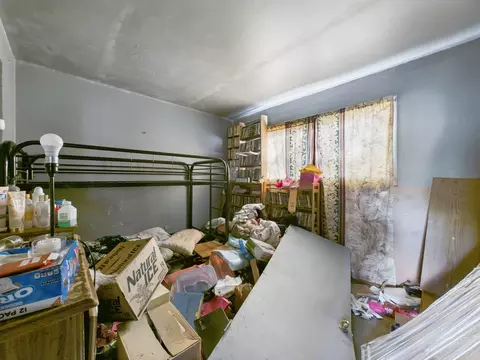 Bedroom - 5610 S Lowe Ave, Chicago, IL 60621 photo 1 of 3