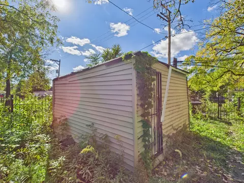 Exterior - 5610 S Lowe Ave, Chicago, IL 60621 photo 1 of 2