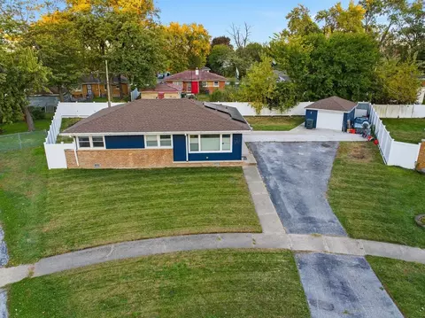 View/Area - 16047 Cambridge Ct, Markham, IL 60428 photo 1 of 4