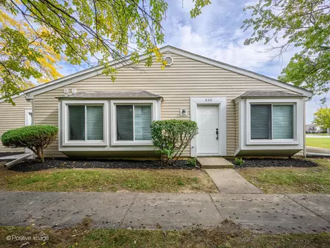 2331 Windsor Ln #2331, Country Club Hills, IL 60478