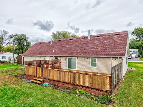 Exterior - 340 N Walker St, Braidwood, IL 60408 photo 4 of 4