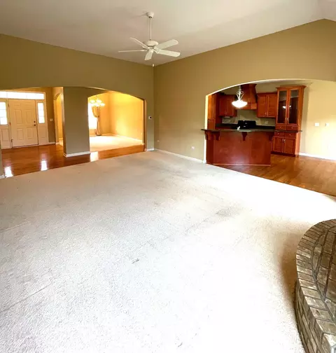 25022 Steeple Chase Dr, Plainfield, IL 60585 photo 5