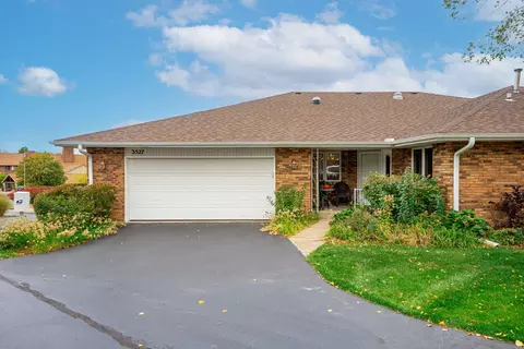 3527 Inglenook Ln #3527, Rockford, IL 61114